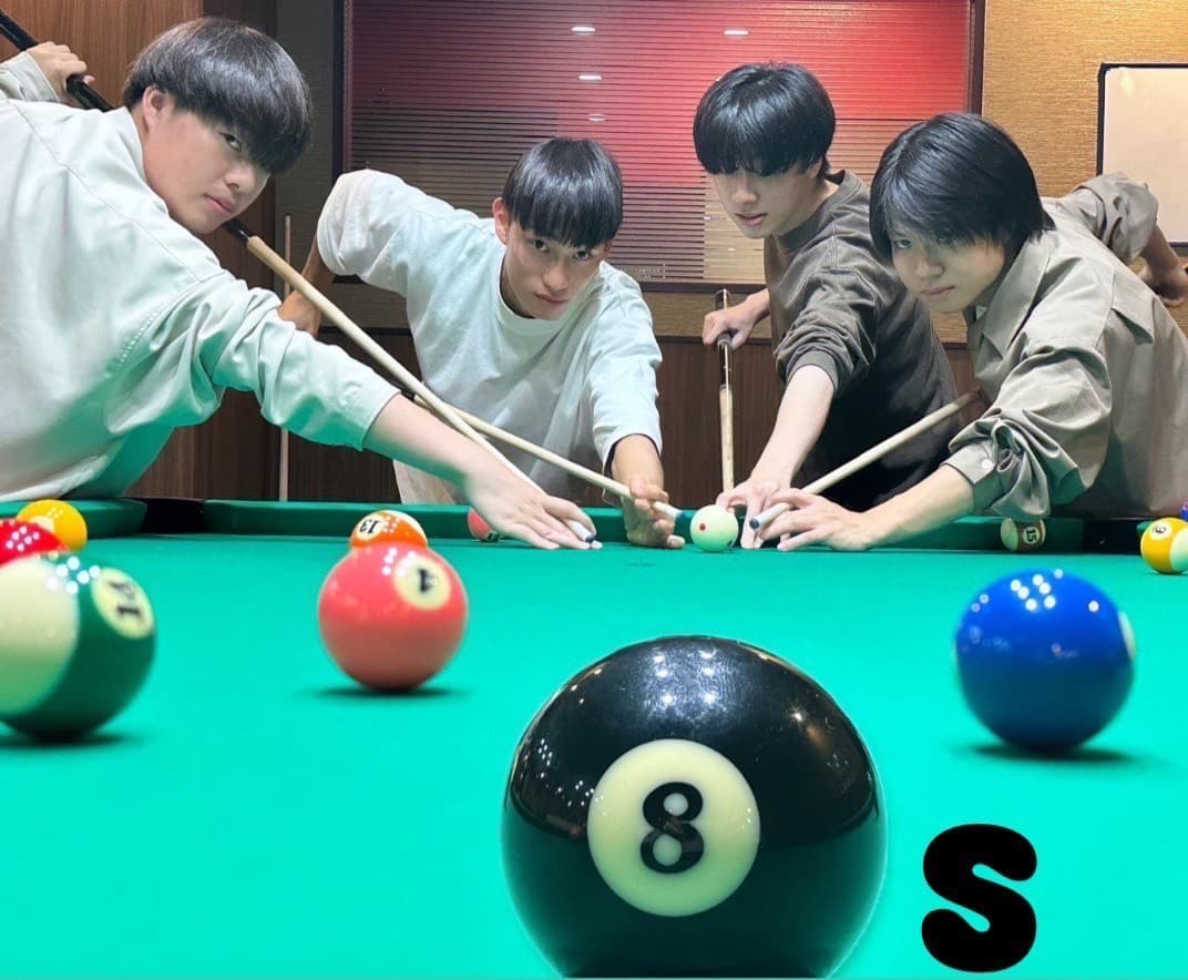 🎱s